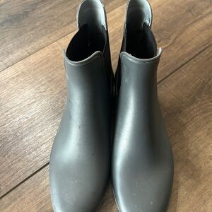 Storm by Cougar Celeste Chelsea Rain Boots - Black Matte - Size 9